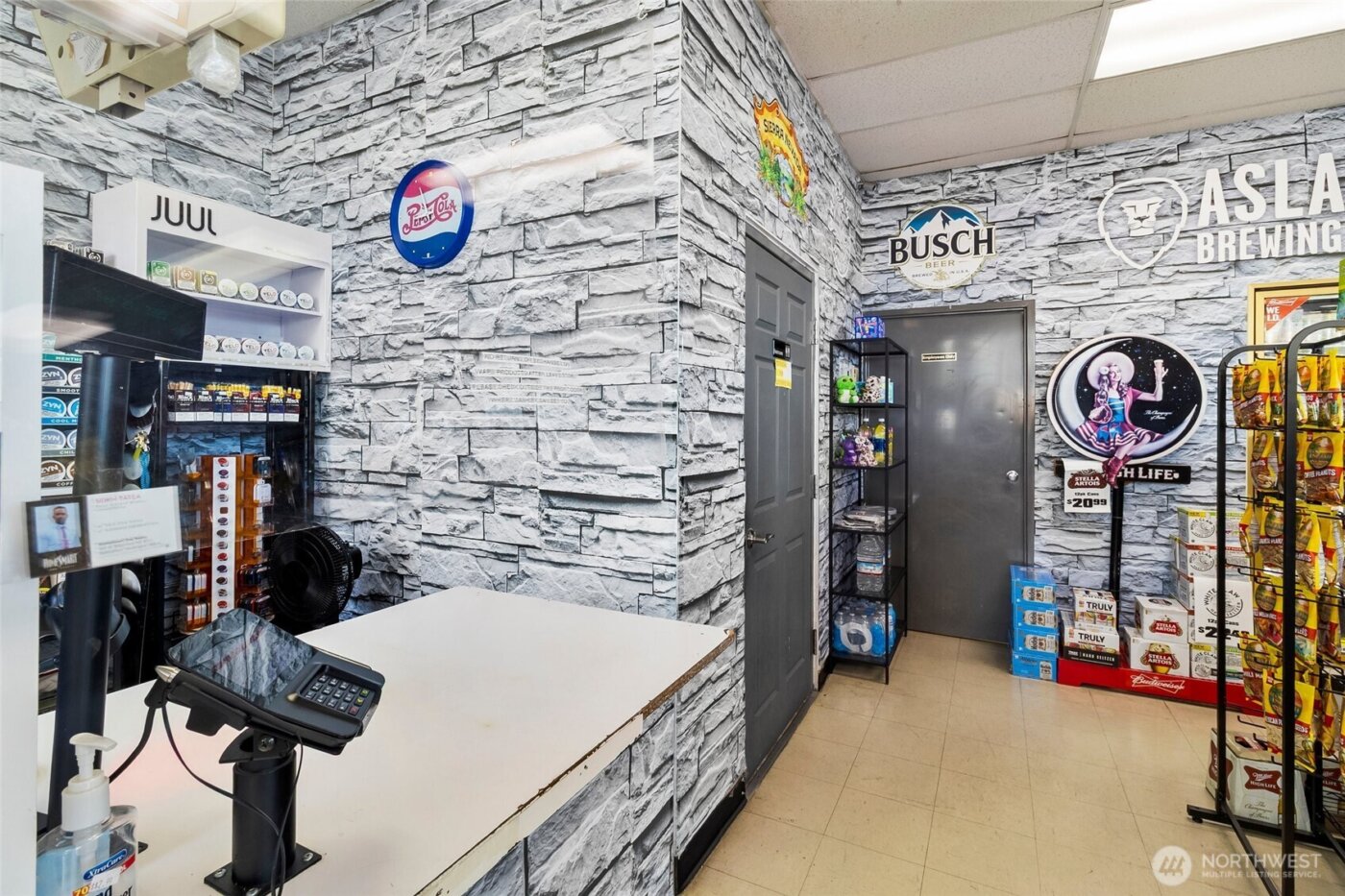 321 D Street , Blaine, WA 98230