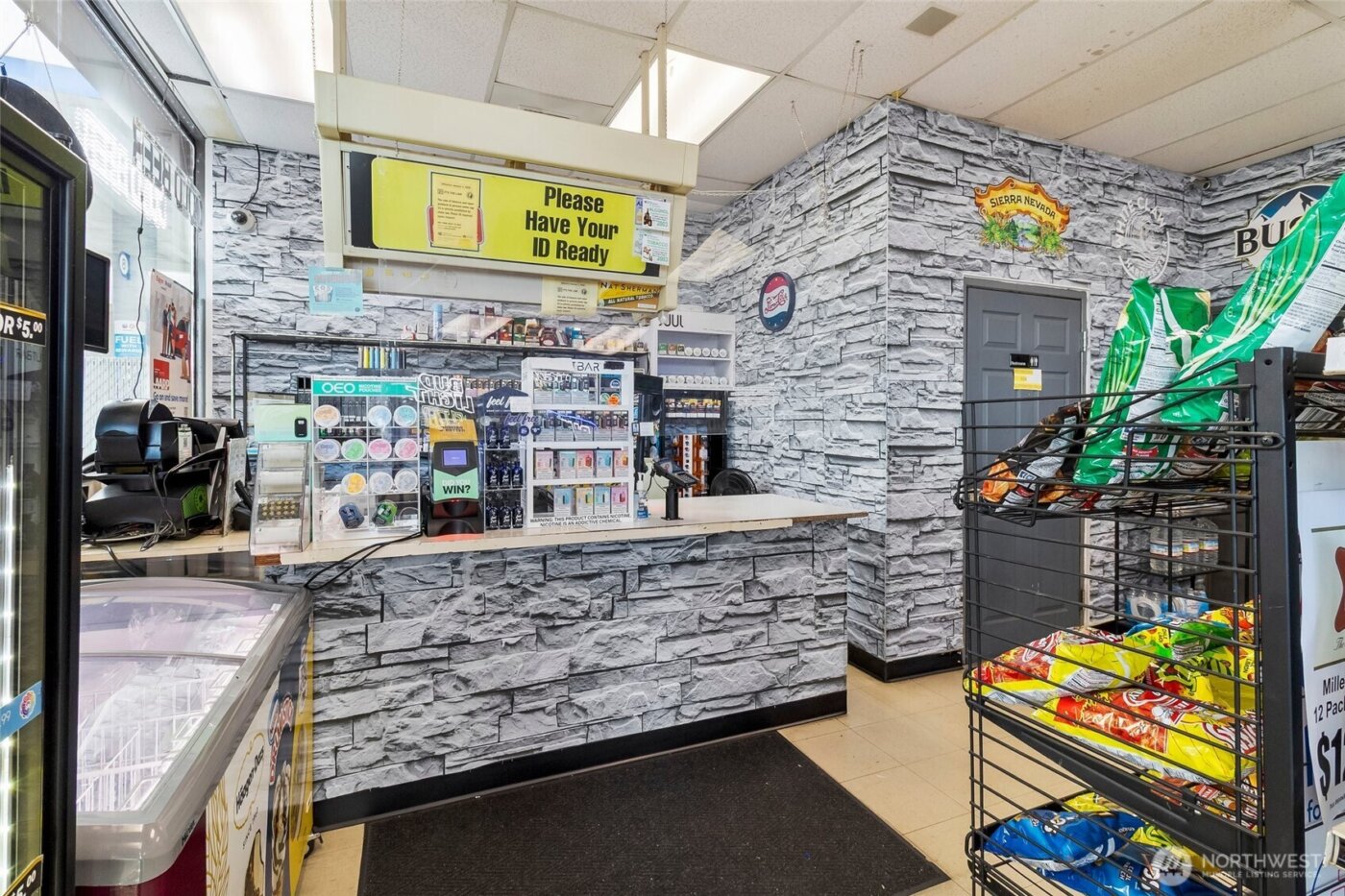 321 D Street , Blaine, WA 98230