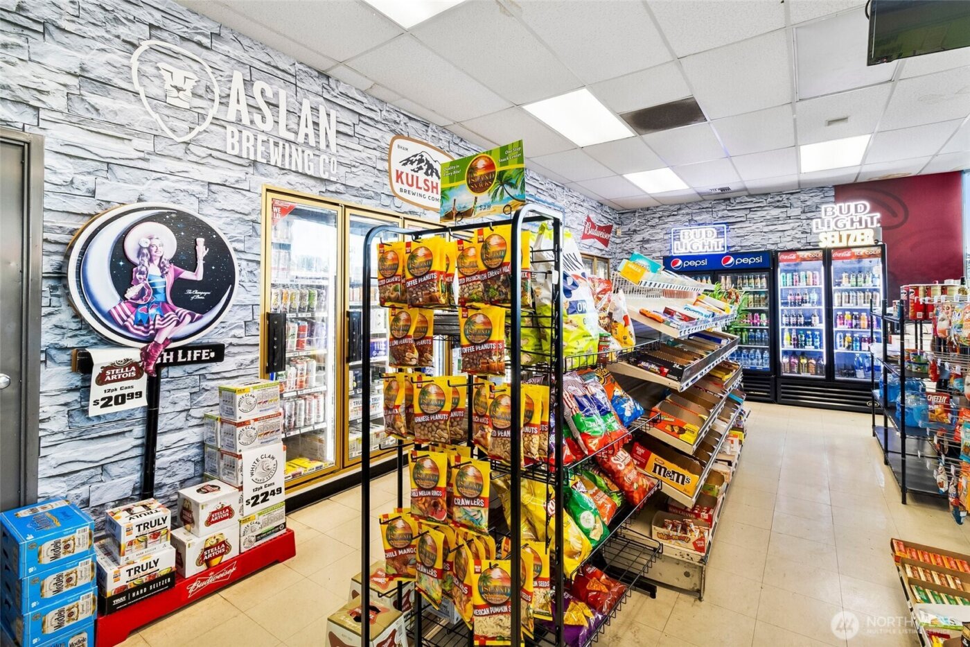 321 D Street , Blaine, WA 98230