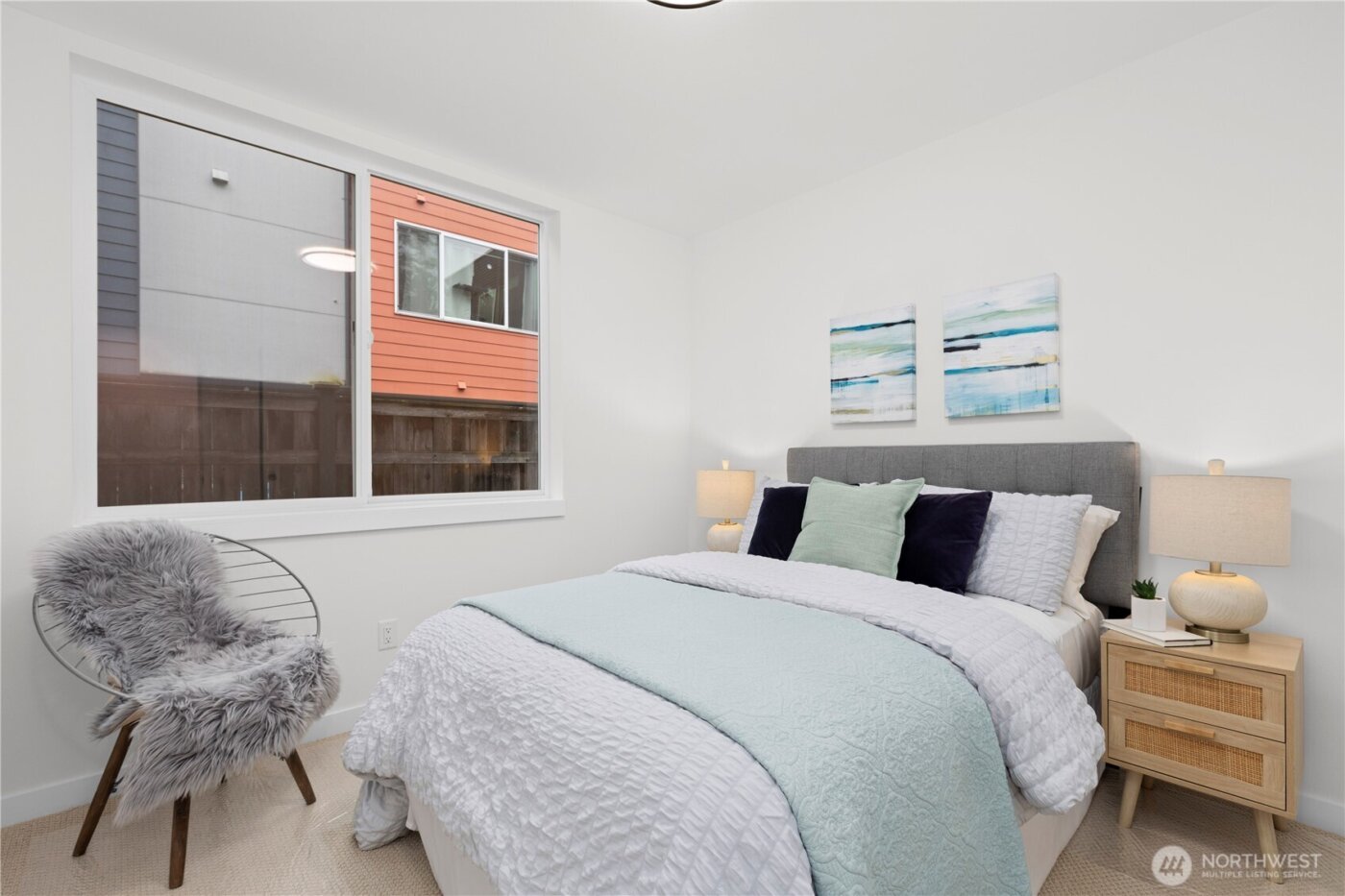 1913 A N 120th Street , Seattle, WA 98133