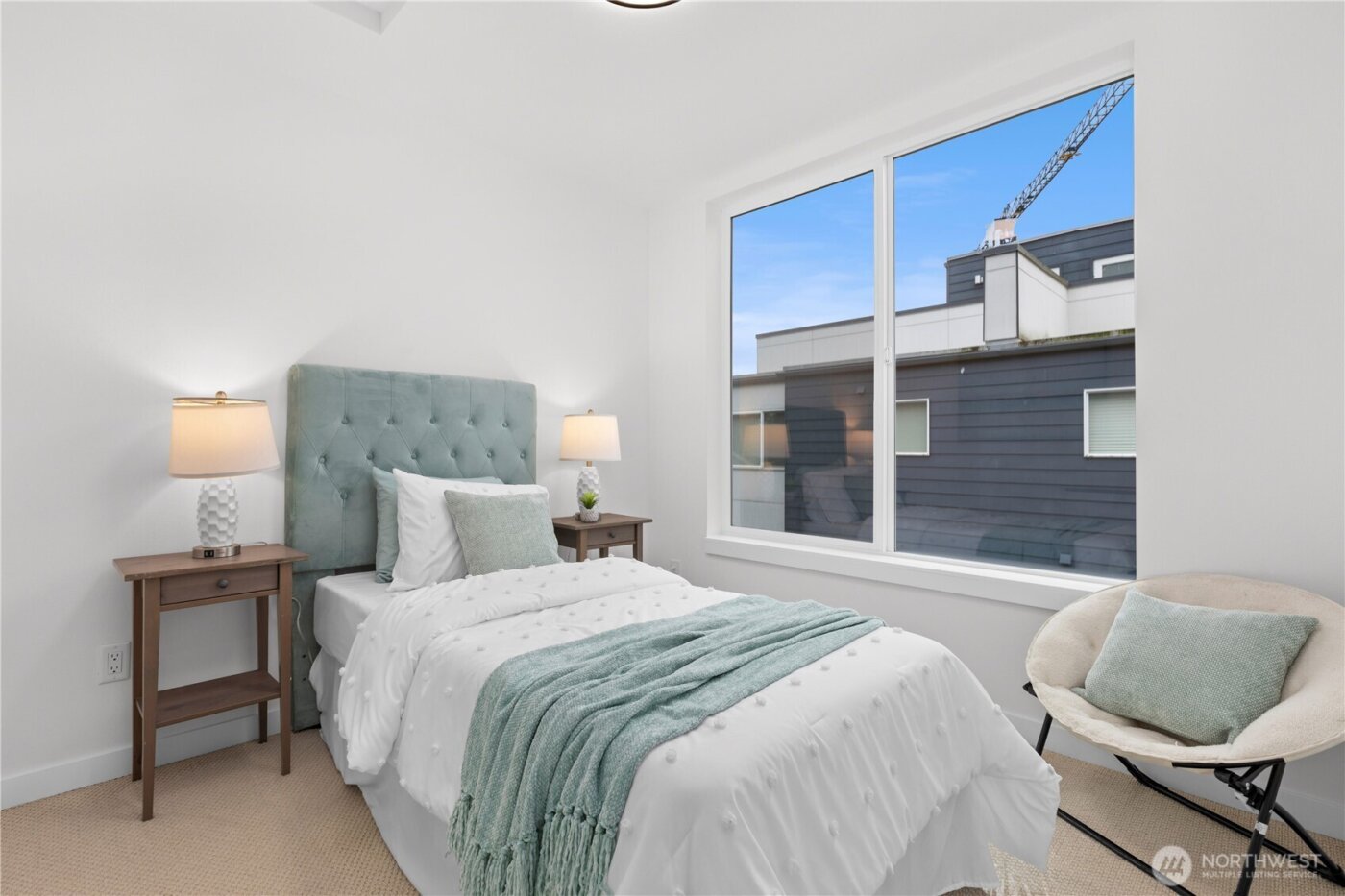 1913 A N 120th Street , Seattle, WA 98133