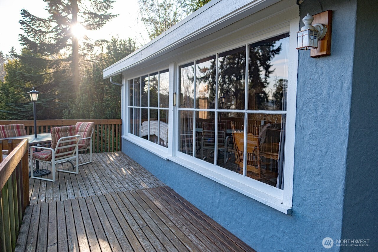 24310 47th Avenue SW, Vashon, WA 98070