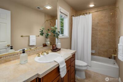 24838 NE 20th Street , Sammamish, WA 98074-3340 - Photo 31