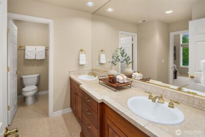 24838 NE 20th Street , Sammamish, WA 98074-3340 - Photo 33