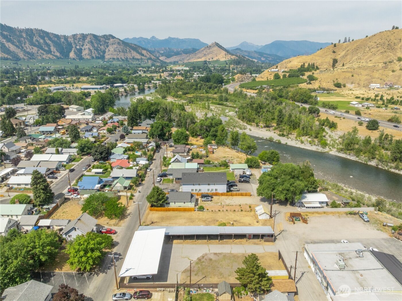 106 & 108 W Pleasant Avenue , Cashmere, WA 98815