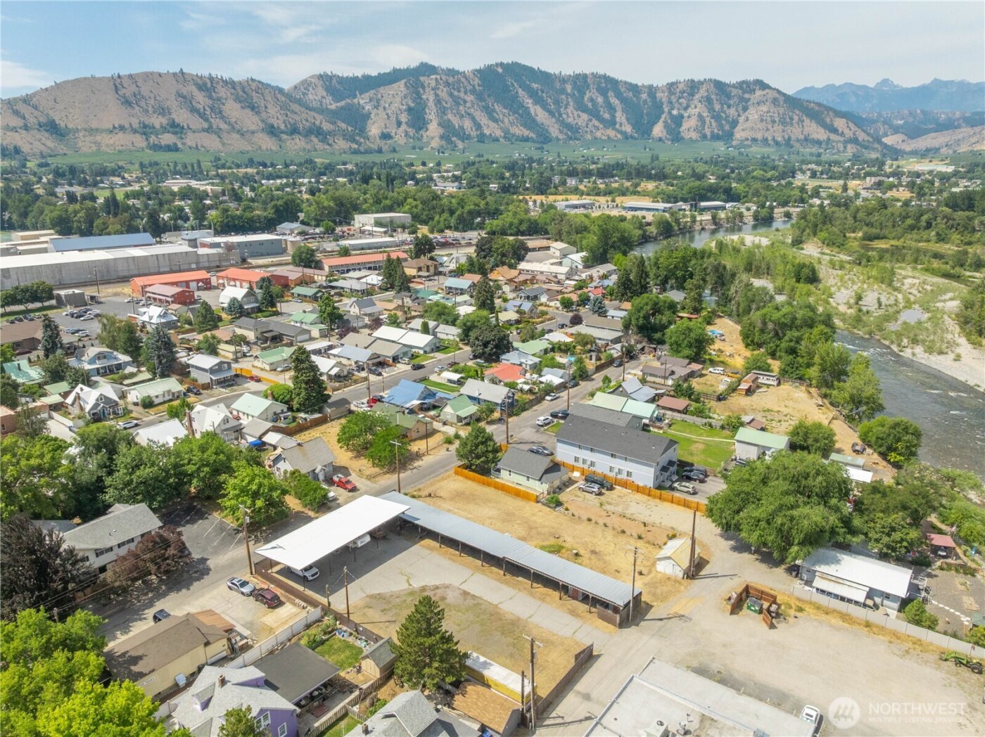 106 & 108 W Pleasant Avenue , Cashmere, WA 98815