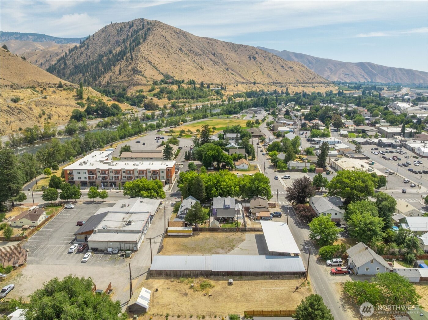 106 & 108 W Pleasant Avenue , Cashmere, WA 98815