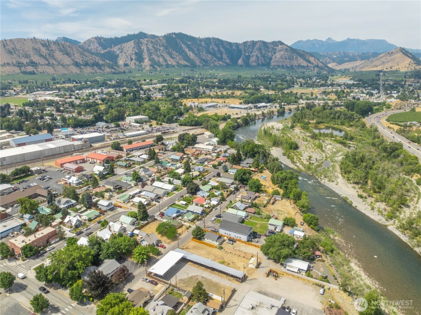 106 & 108 W Pleasant Avenue , Cashmere, WA 98815