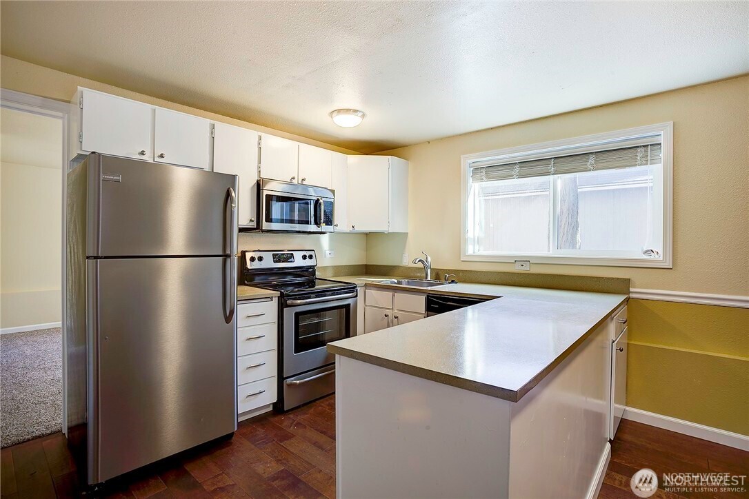 2357 NW 65th , Seattle, WA 98117