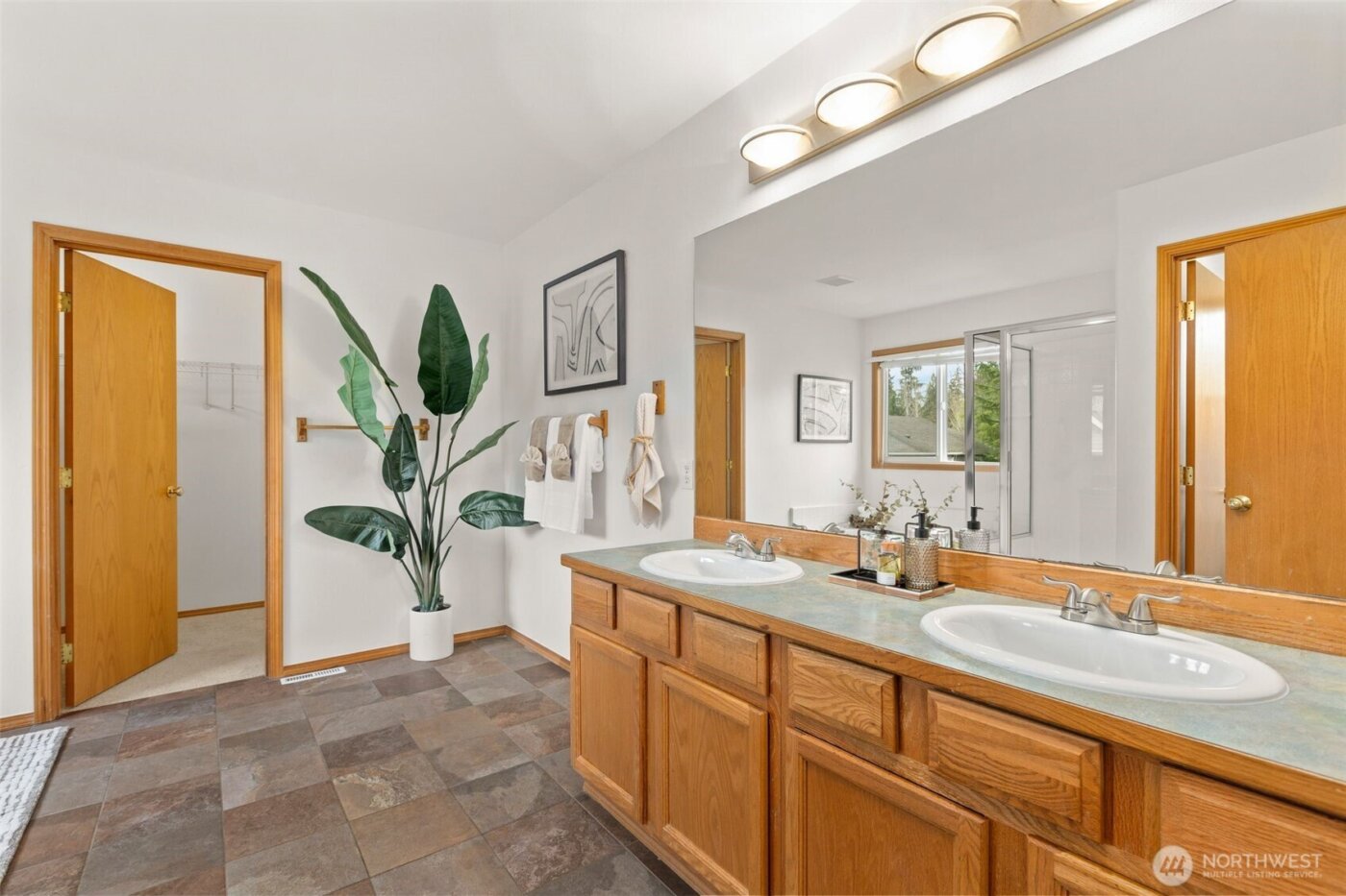 9944 228th Terrace NE, Redmond, WA 98053