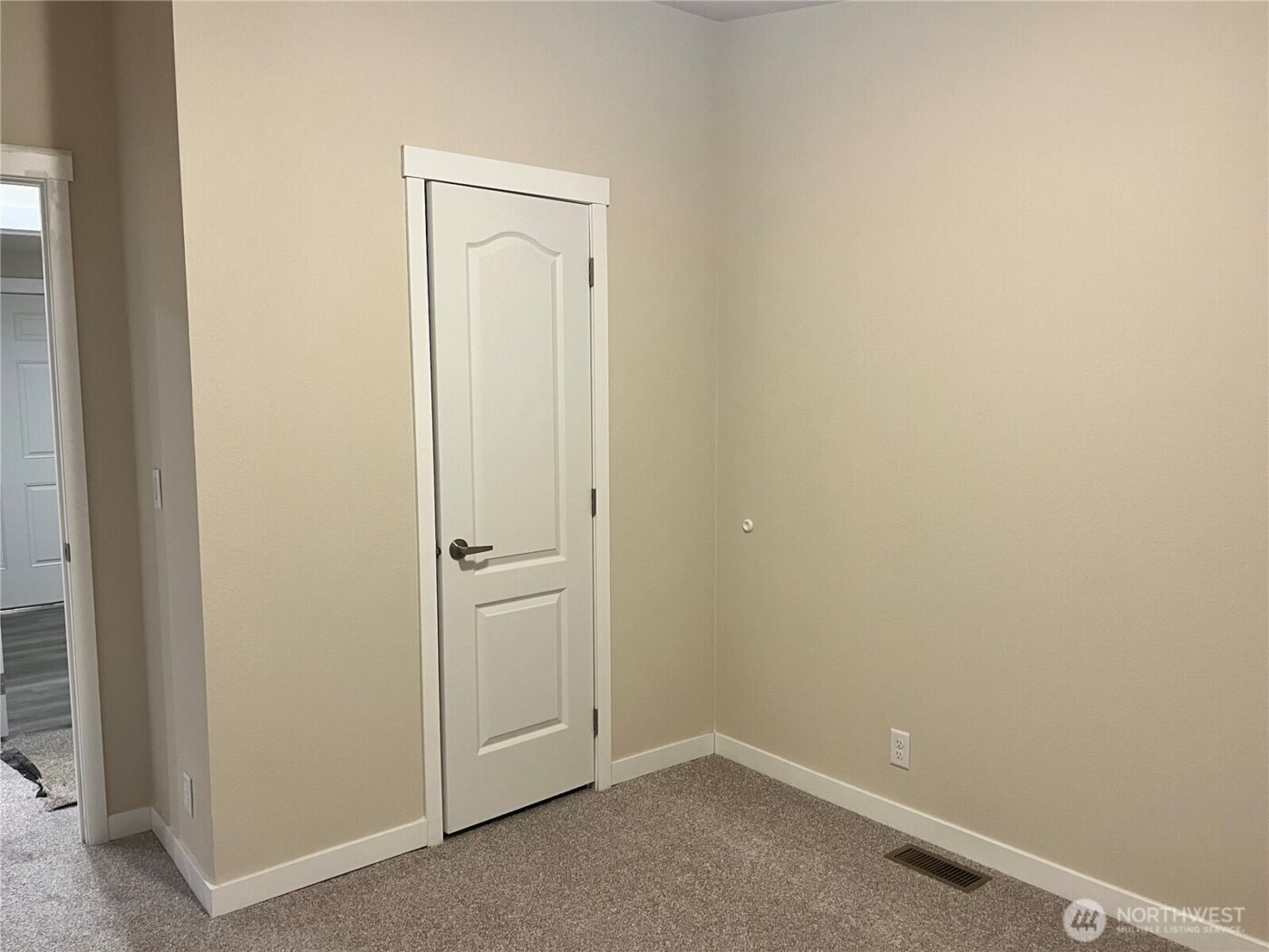 420 Pine Street , Toledo, WA 98591