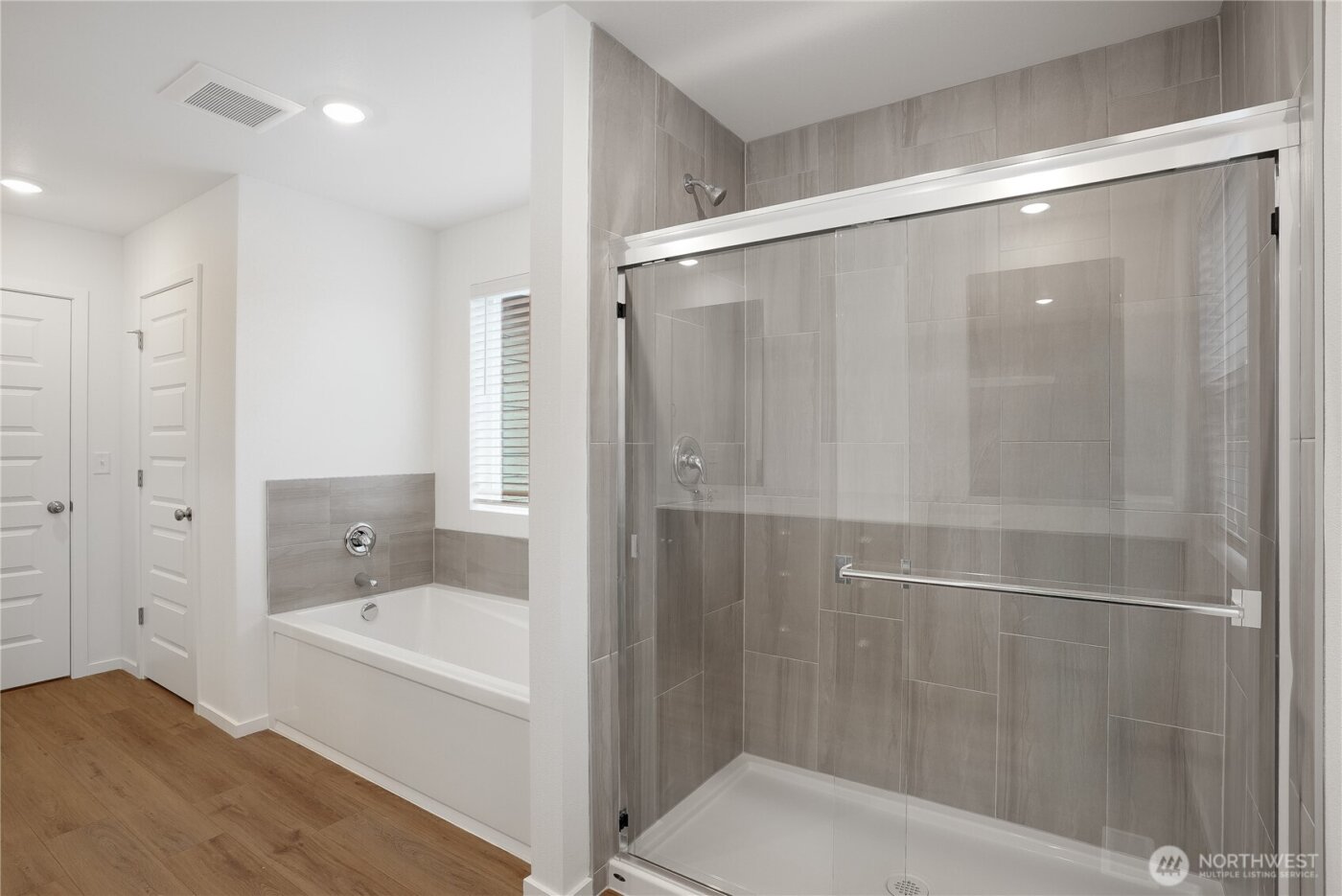 20432 Myrtle Place E, Bonney Lake, WA 98391