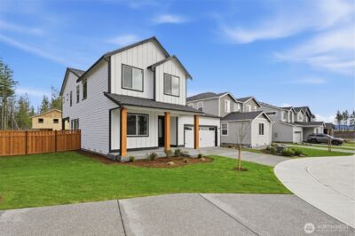 20429 Mystic Place E, Bonney Lake, WA 98391 - Photo 2