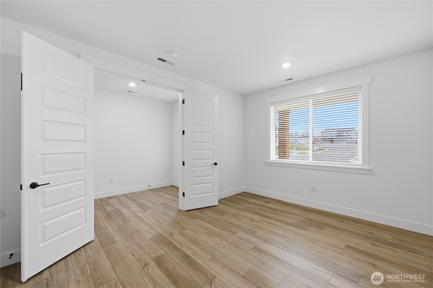 20429 Mystic Place E, Bonney Lake, WA 98391