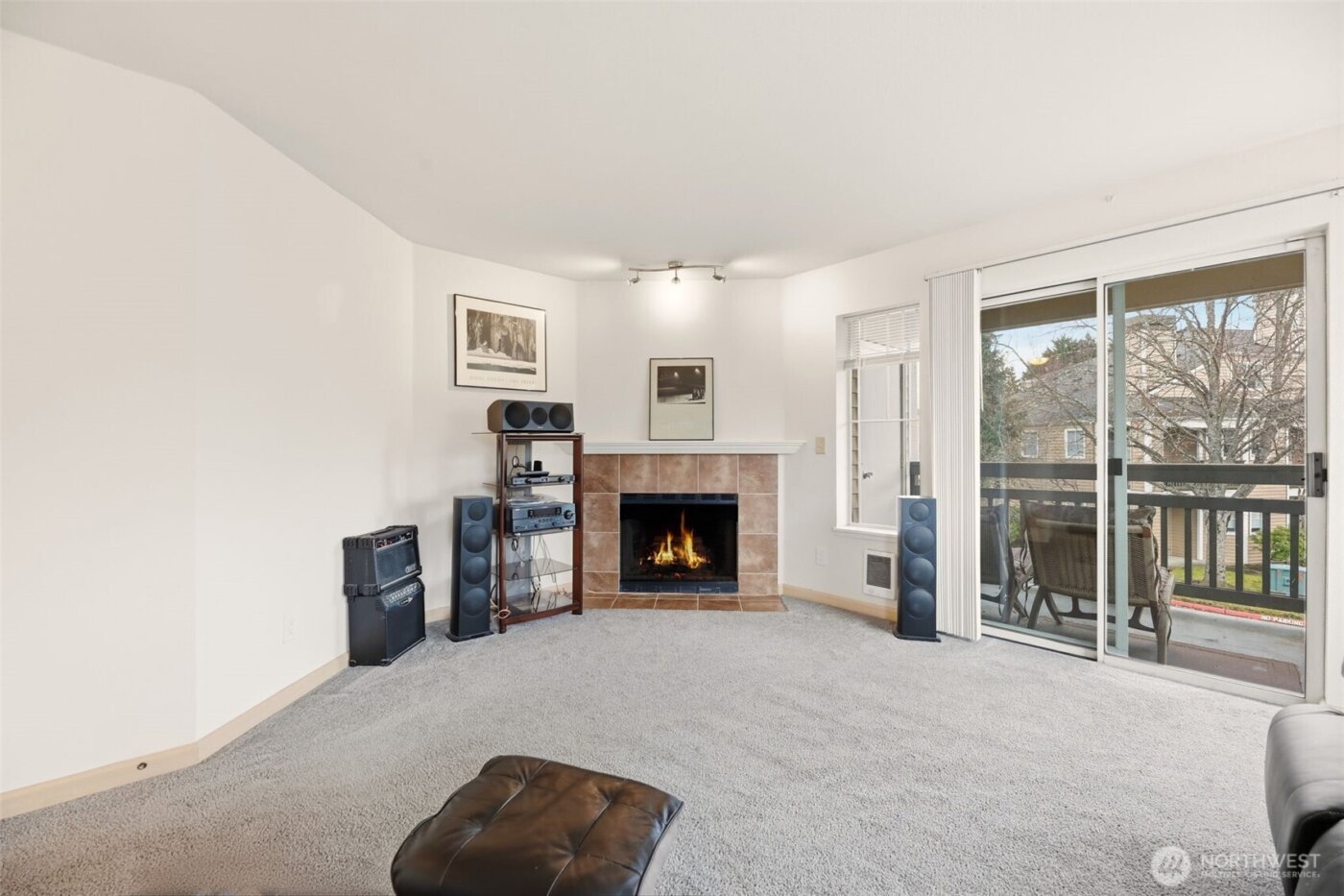 5300 Harbour Pointe Boulevard #N307, Mukilteo, WA 98275