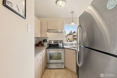 5300 Harbour Pointe Boulevard #N307, Mukilteo, WA 98275 - Photo 10