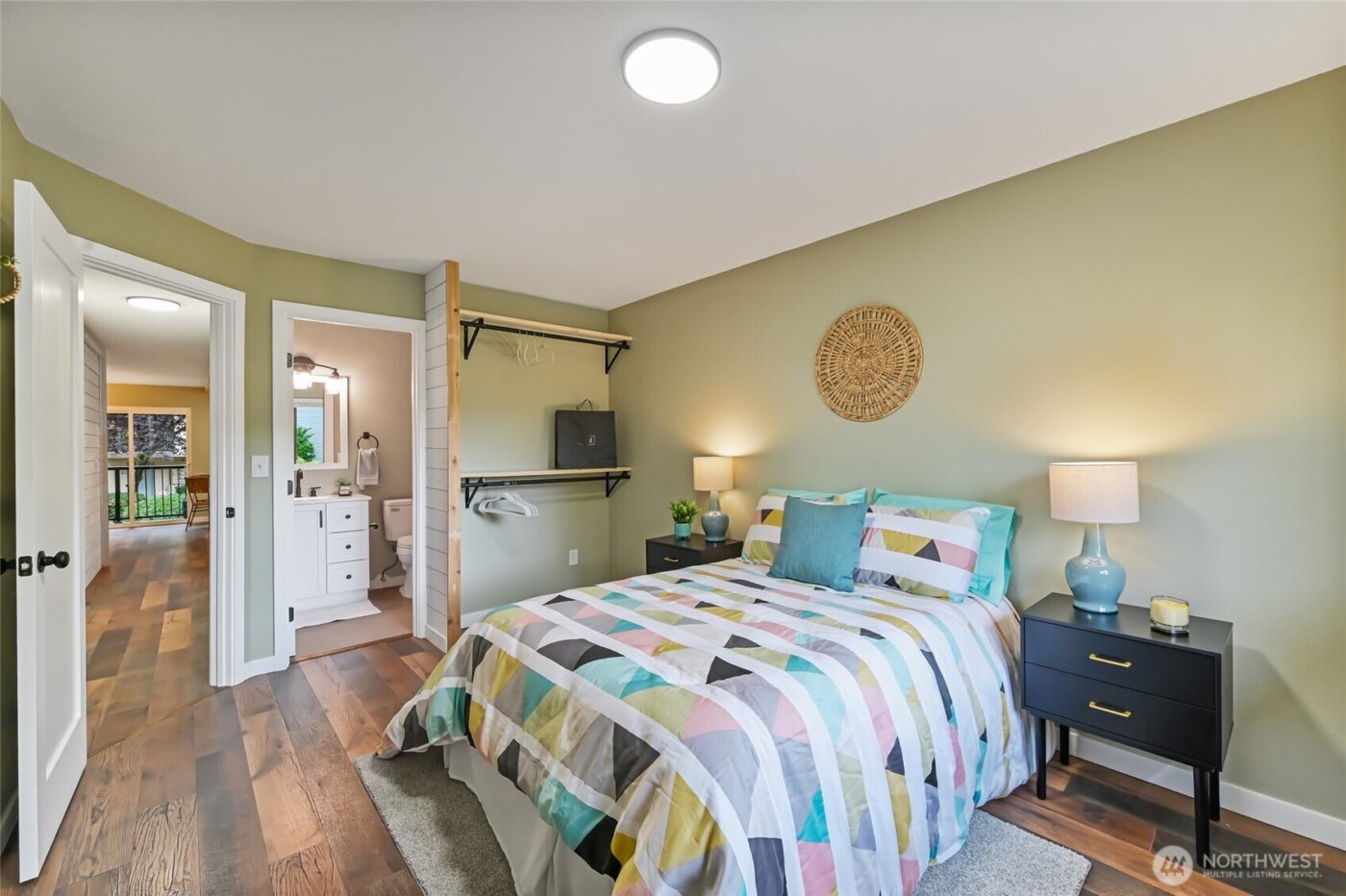 12600 NE 145th Street #52G, Kirkland, WA 98034