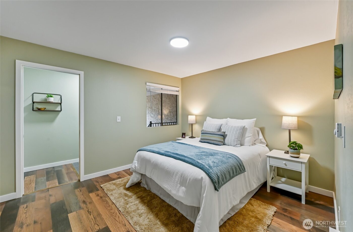 12600 NE 145th Street #52G, Kirkland, WA 98034