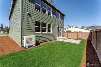 12819 8th Avenue E #21, Tacoma, WA 98445 - Photo 27