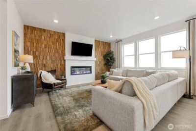12819 8th Avenue E #21, Tacoma, WA 98445 - Photo 3