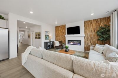 12819 8th Avenue E #21, Tacoma, WA 98445 - Photo 4