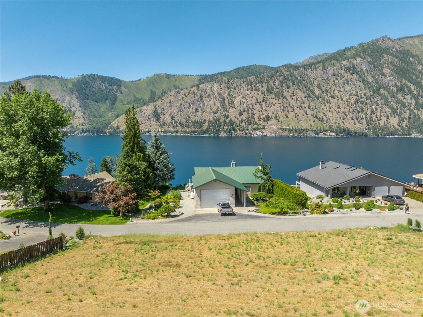 2870 Lakeshore Drive , Manson, WA 98831