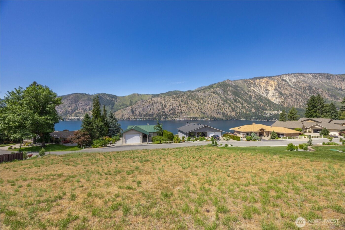2870 Lakeshore Drive , Manson, WA 98831