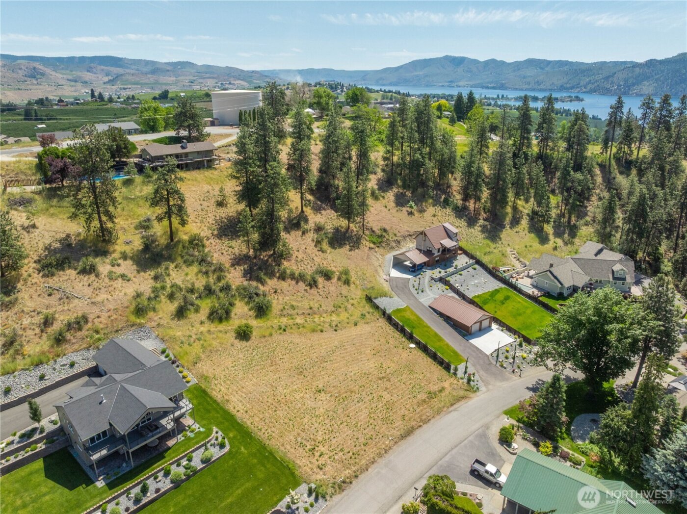 2870 Lakeshore Drive , Manson, WA 98831