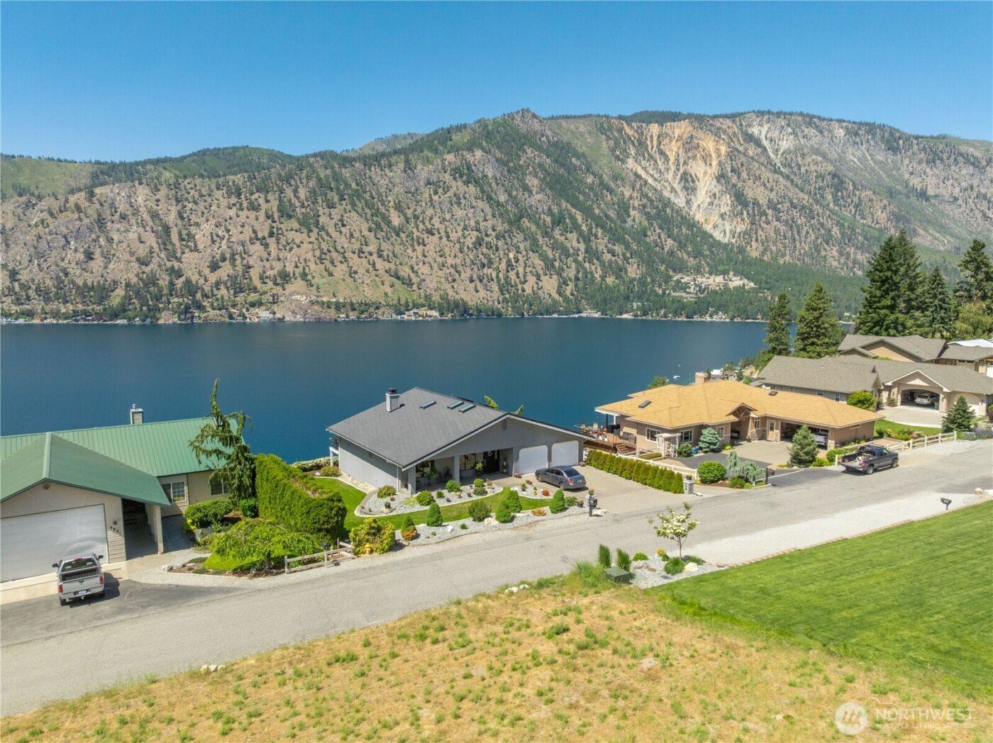 2870 Lakeshore Drive , Manson, WA 98831