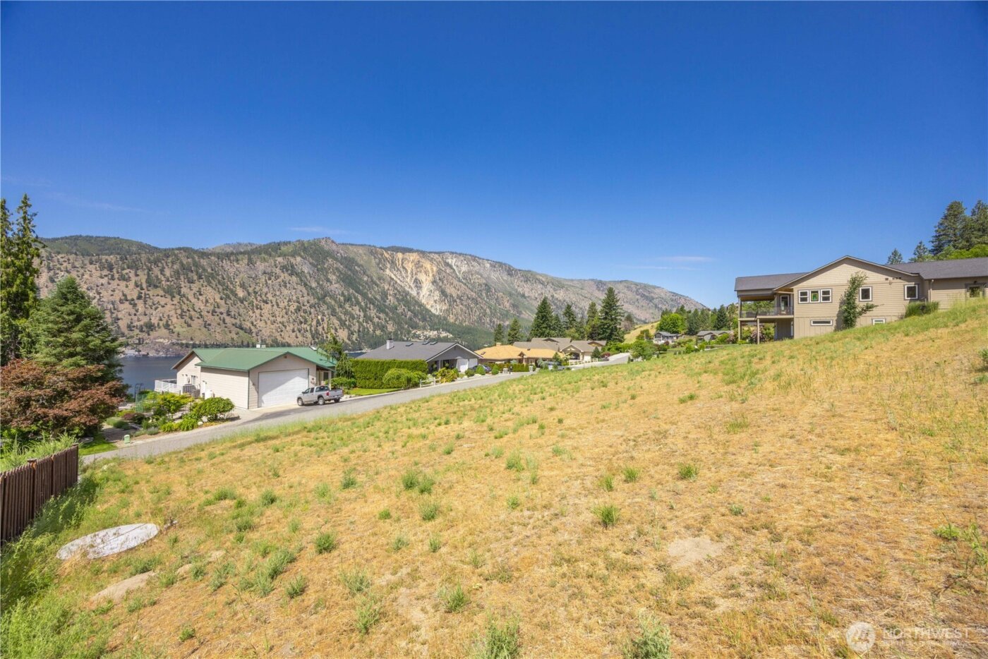 2870 Lakeshore Drive , Manson, WA 98831