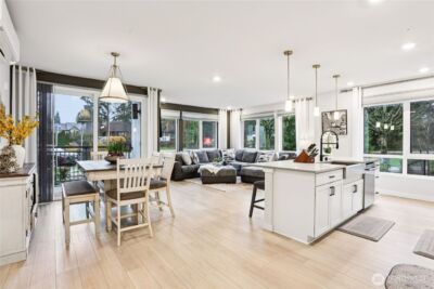 14598 Westminster Way N #102, Shoreline, WA 98133