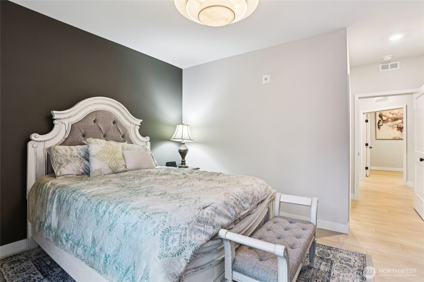 14598 Westminster Way N #102, Shoreline, WA 98133