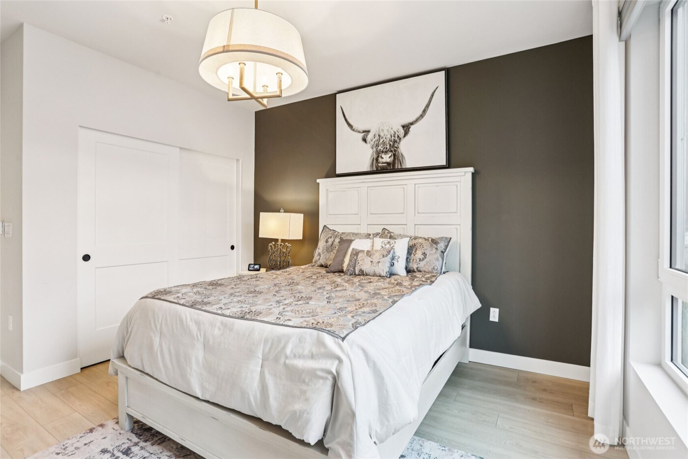 14598 Westminster Way N #102, Shoreline, WA 98133