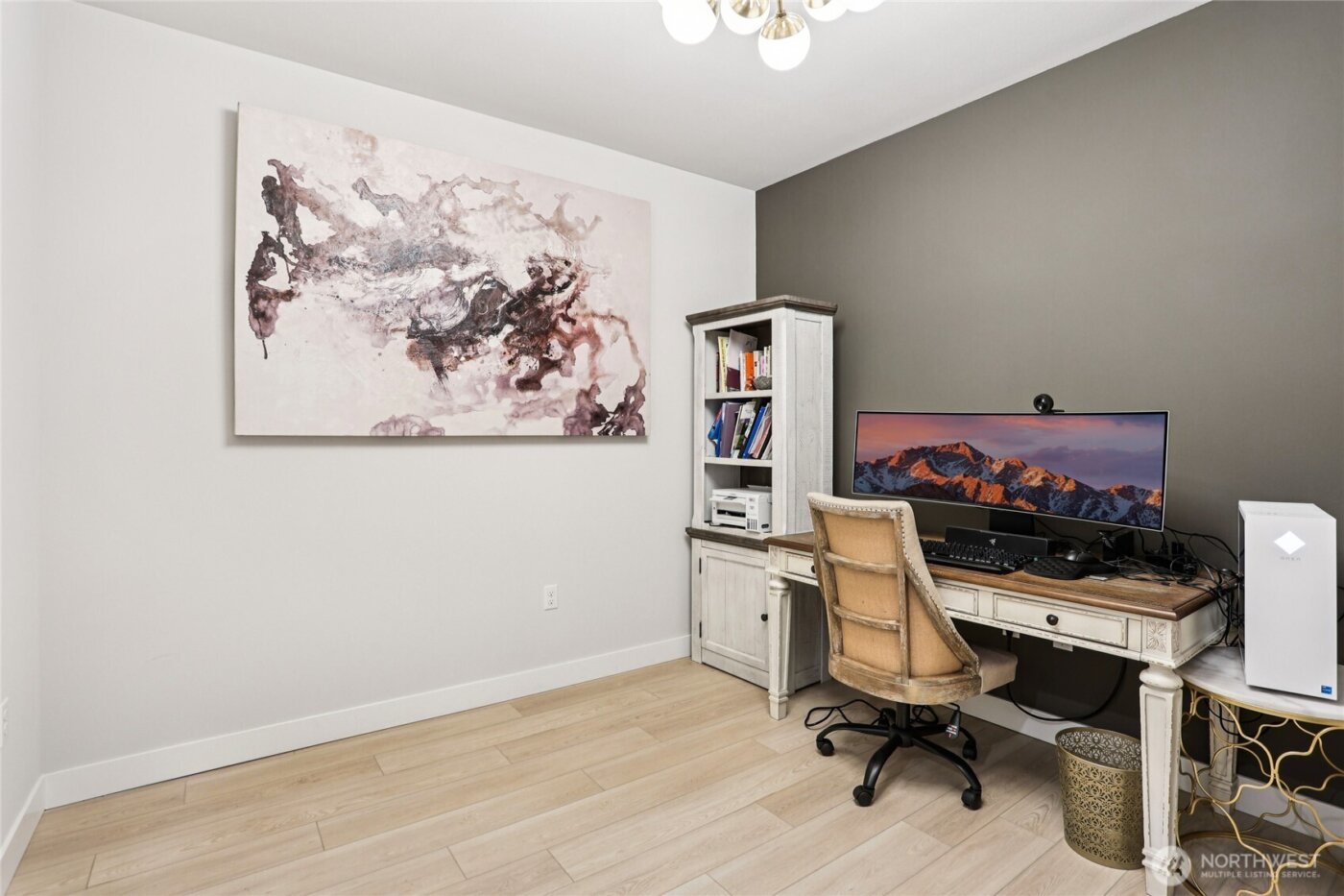 14598 Westminster Way N #102, Shoreline, WA 98133