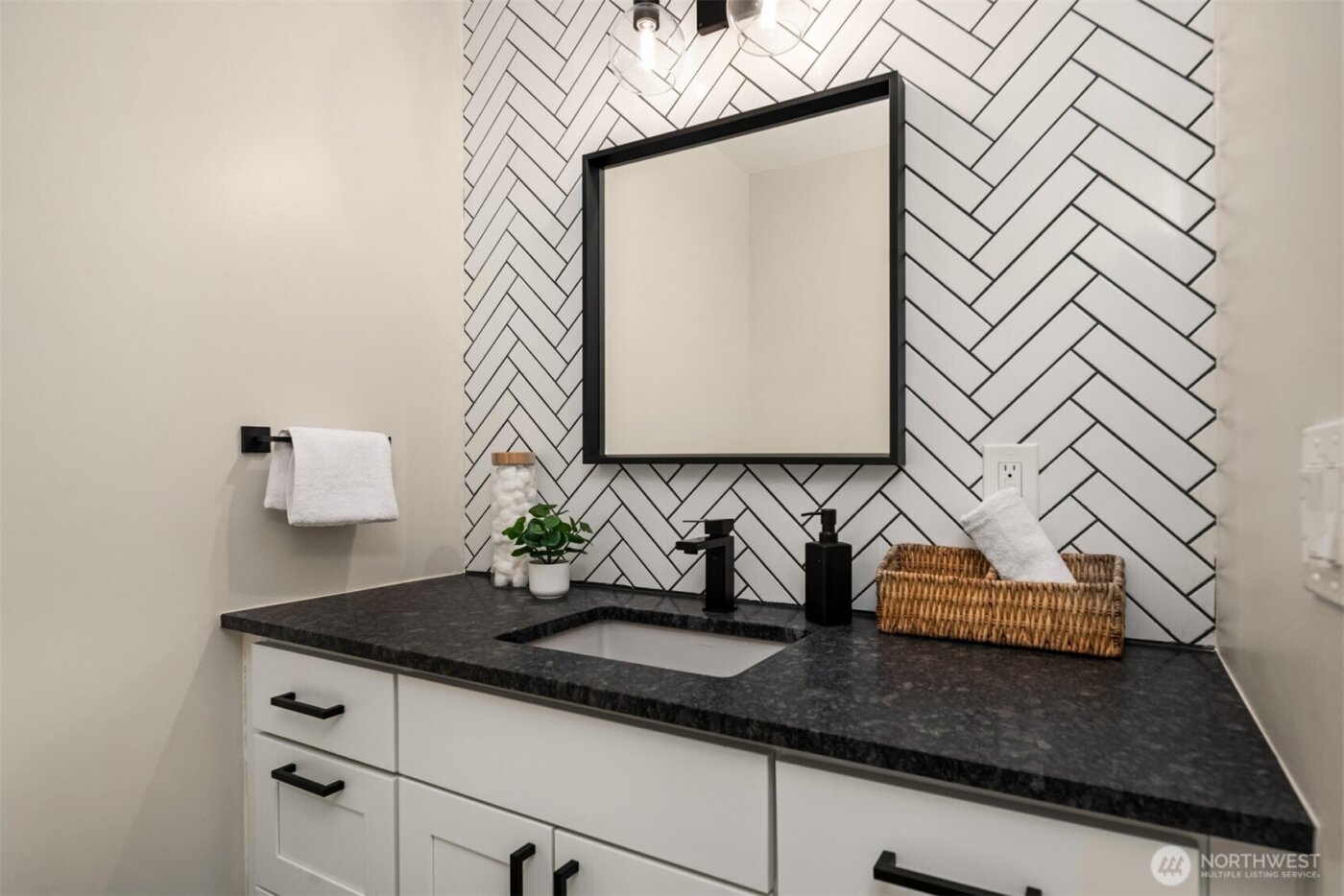 6070 Seward Park Avenue S, Seattle, WA 98118