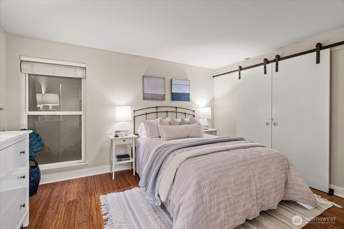 1717 5th Avenue N #103, Seattle, WA 98109