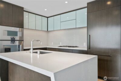 188 Bellevue Way NE #1804, Bellevue, WA 98004 - Photo 3