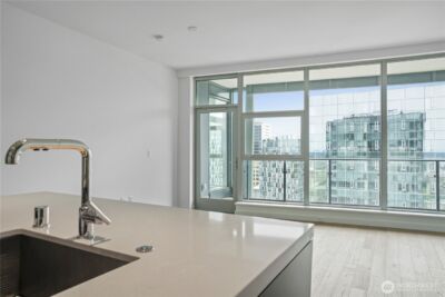 188 Bellevue Way NE #1804, Bellevue, WA 98004 - Photo 4