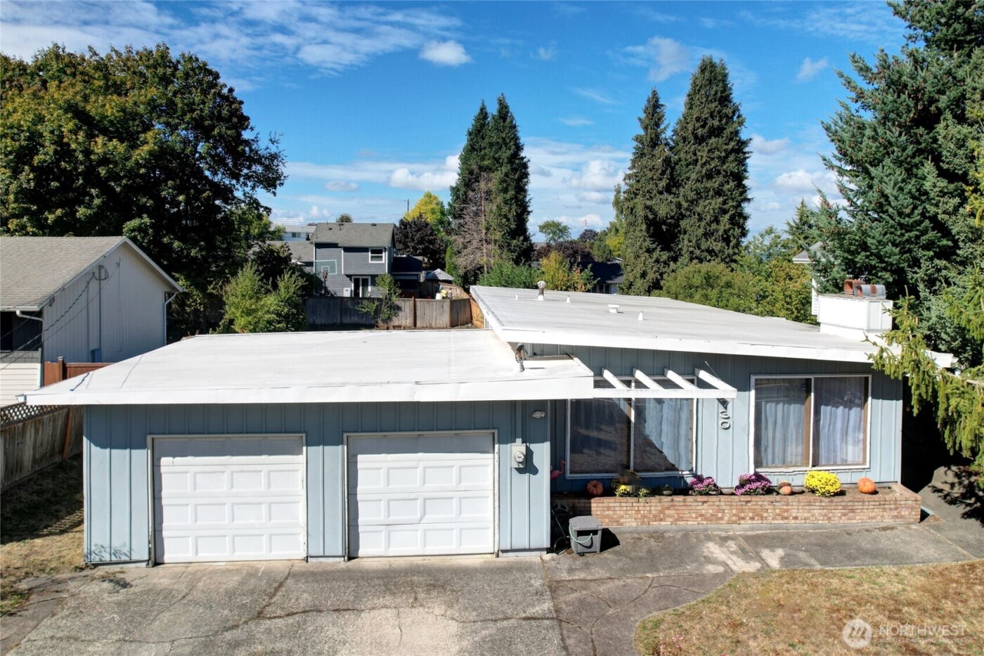 1730 N Narrows Drive , Tacoma, WA 98406-1510