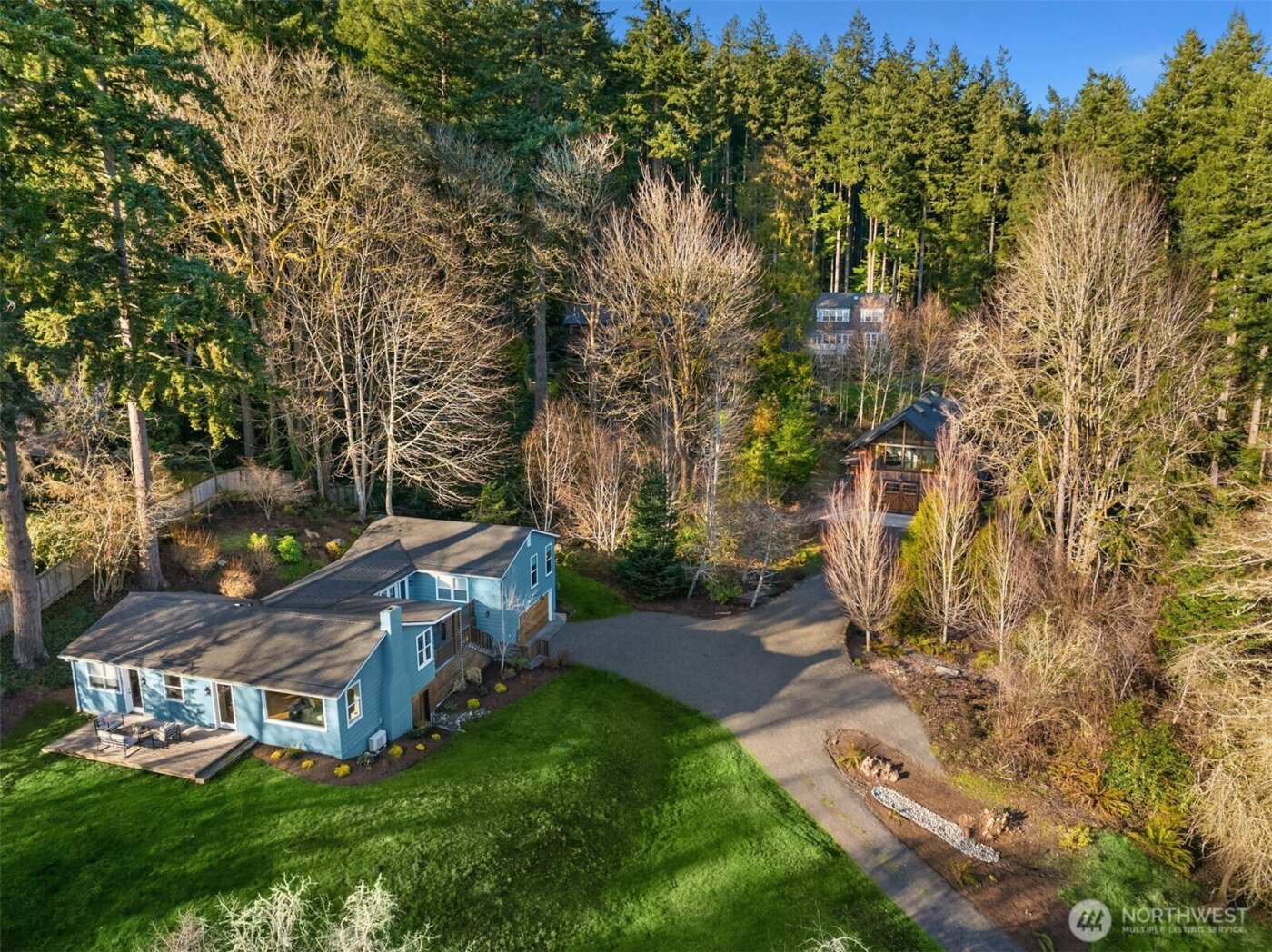 7204 NE Baker Hill Road , Bainbridge Island, WA 98110