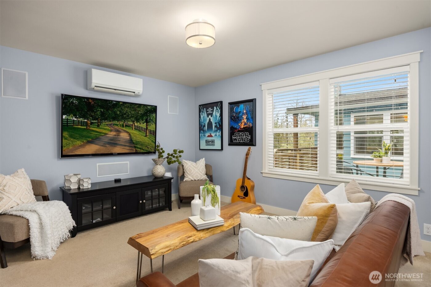 7204 NE Baker Hill Road , Bainbridge Island, WA 98110