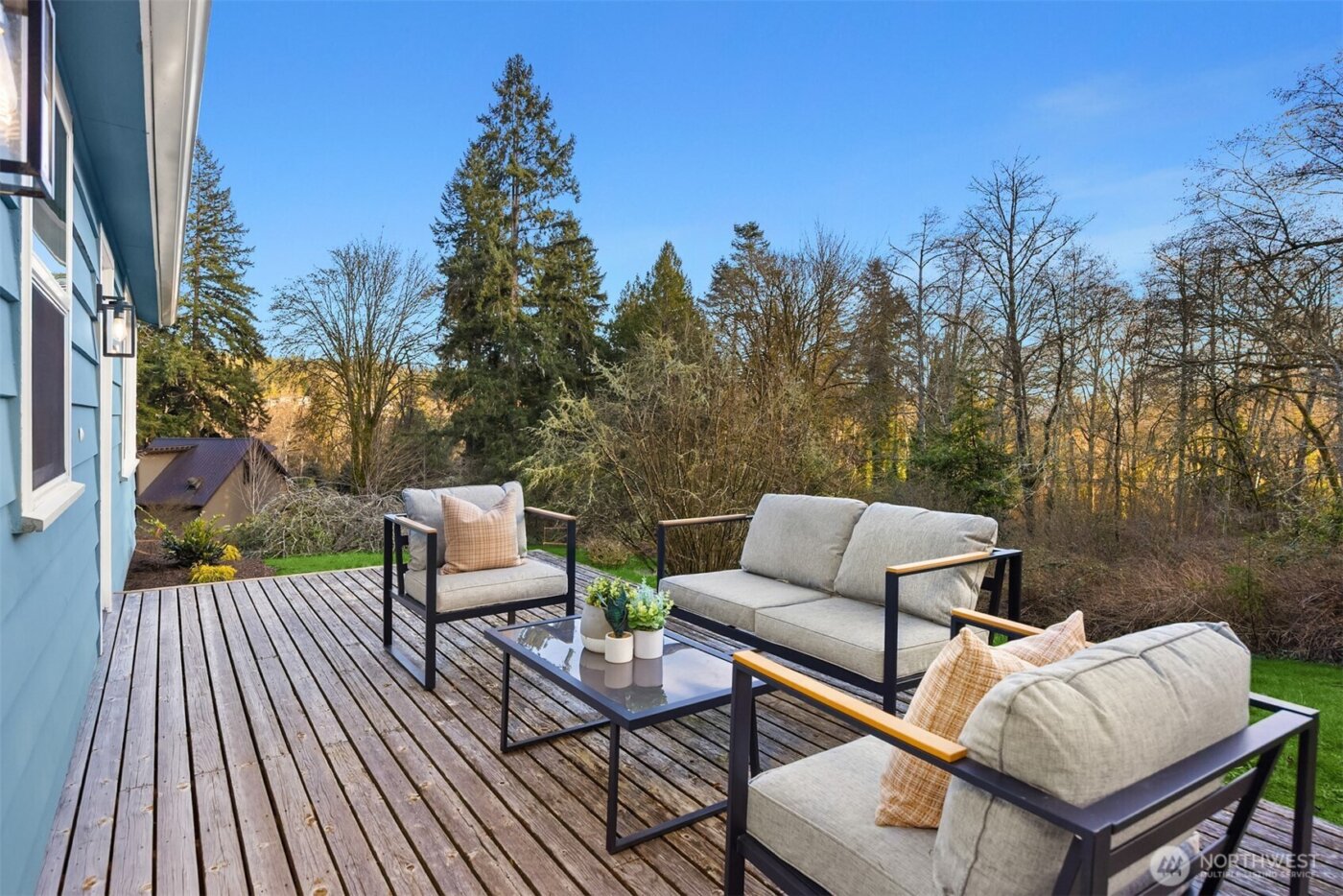 7204 NE Baker Hill Road , Bainbridge Island, WA 98110