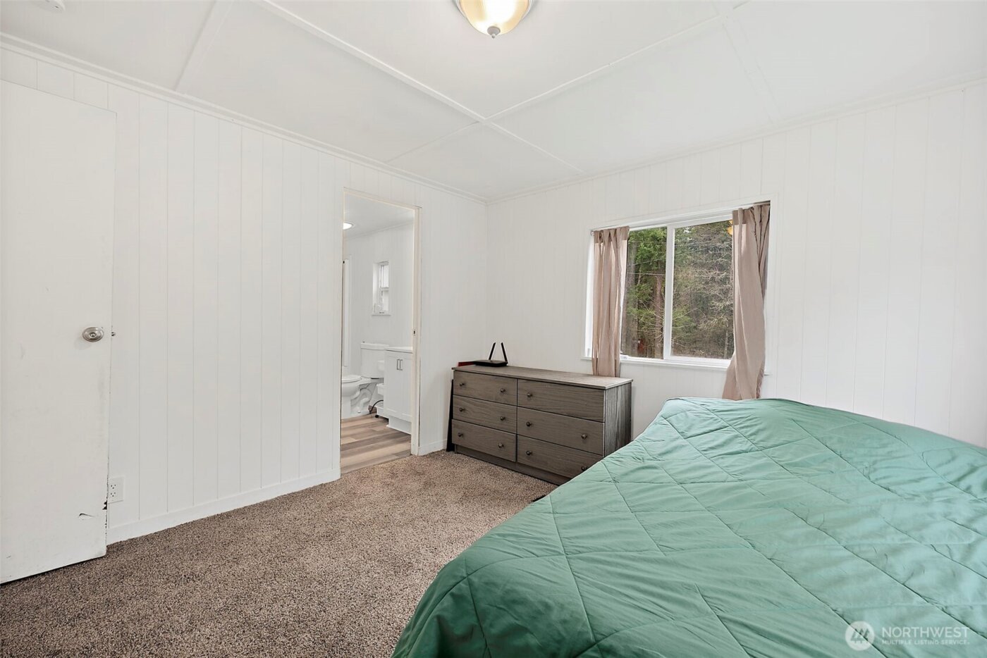 16503 Village Drive SE, Rainier, WA 98576