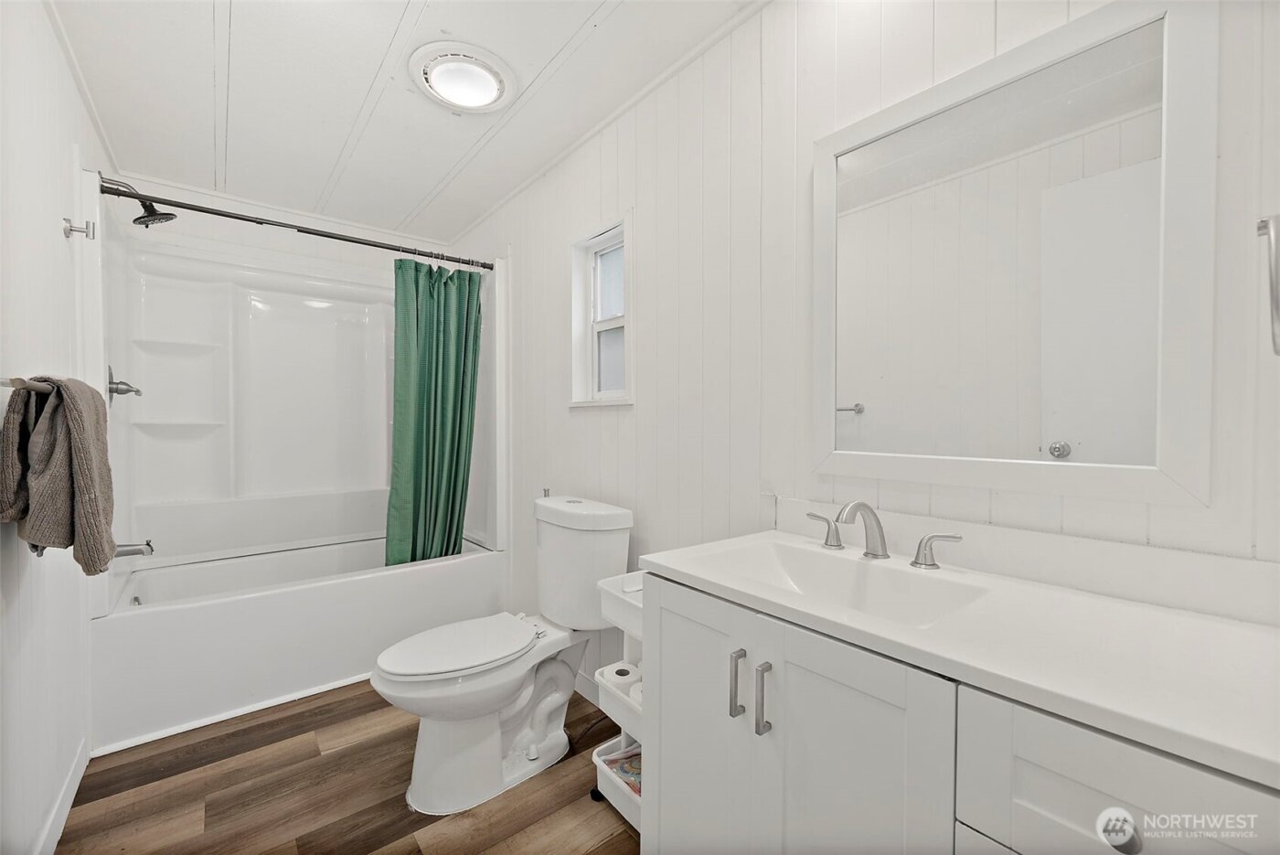 16503 Village Drive SE, Rainier, WA 98576