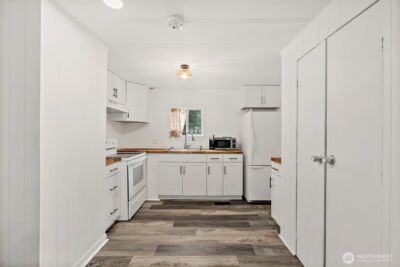 16503 Village Drive SE, Rainier, WA 98576 - Photo 8