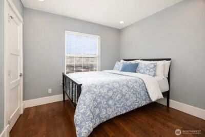 4003 Densmore Avenue N, Seattle, WA 98103 - Photo 13