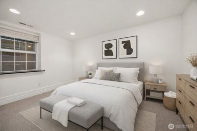 4003 Densmore Avenue N, Seattle, WA 98103 - Photo 17