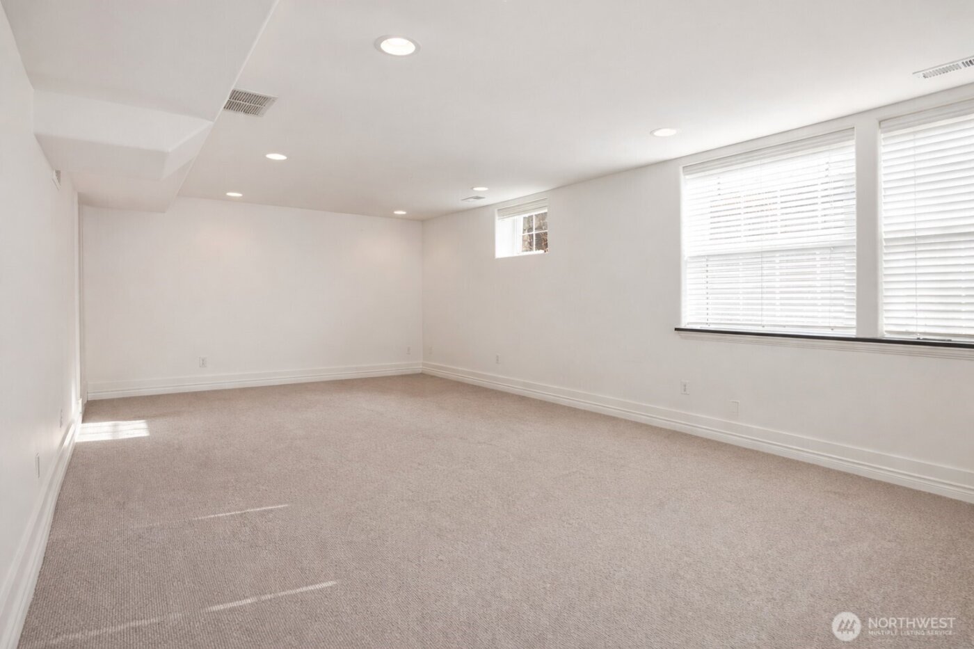 4003 Densmore Avenue N, Seattle, WA 98103