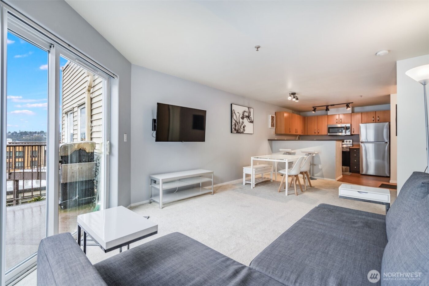 4020 Aurora Avenue N #403, Seattle, WA 98104