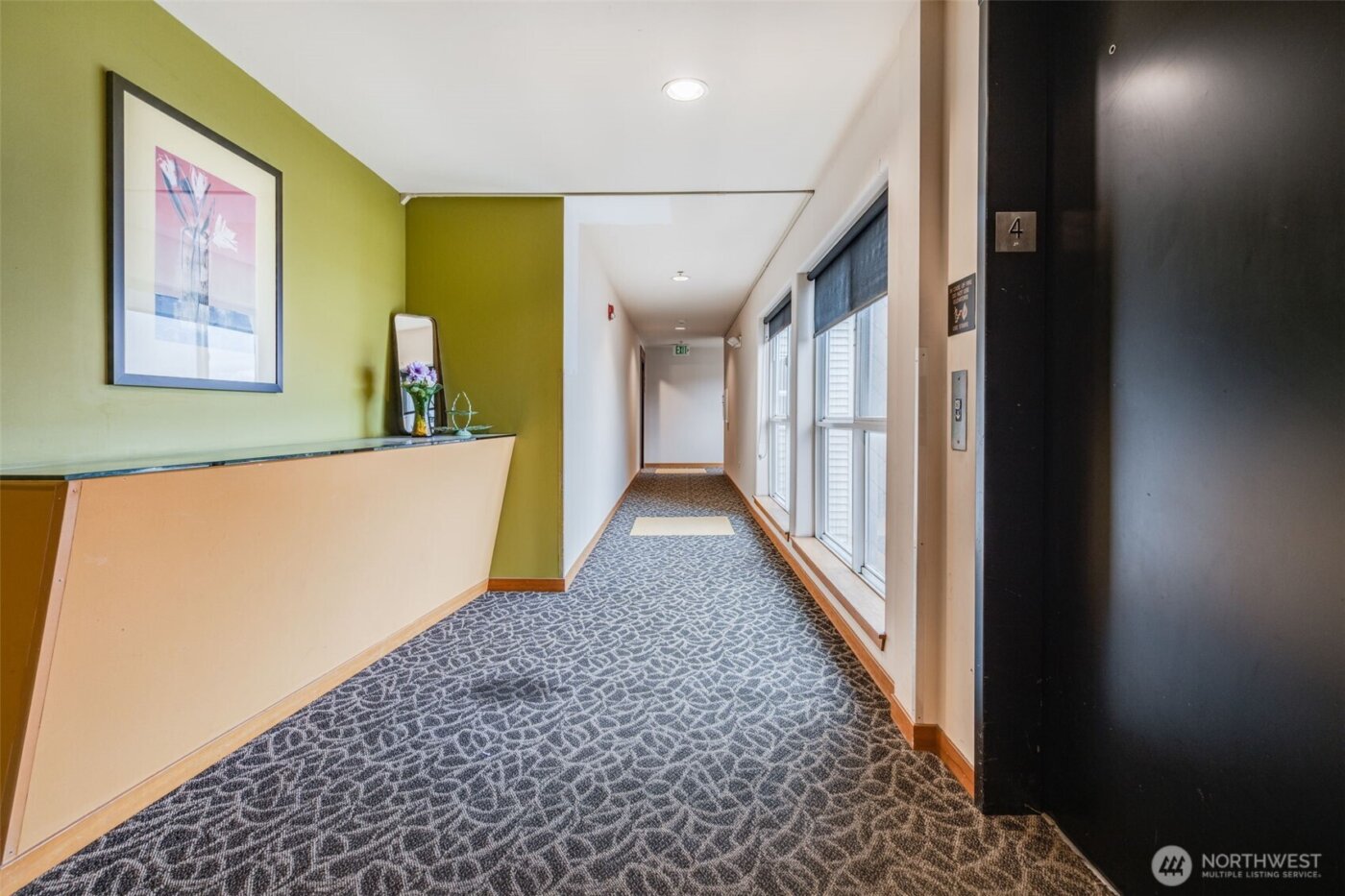 4020 Aurora Avenue N #403, Seattle, WA 98104